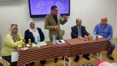 صورة مدير تعليم شمال الجيزة يعقد اجتماعاً مع مديري المراحل التعليمية