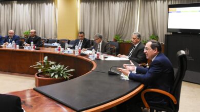 صورة وزير البترول : يرأس الاجتماع الدورى الثالث  اللجنة العليا لعمليات الإنتاج بالصحراء الشرقية