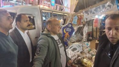 رئيس حي بولاق الدكرور يقود حملة مكبرة لإزالة الإشغالات بشارع ناهيا